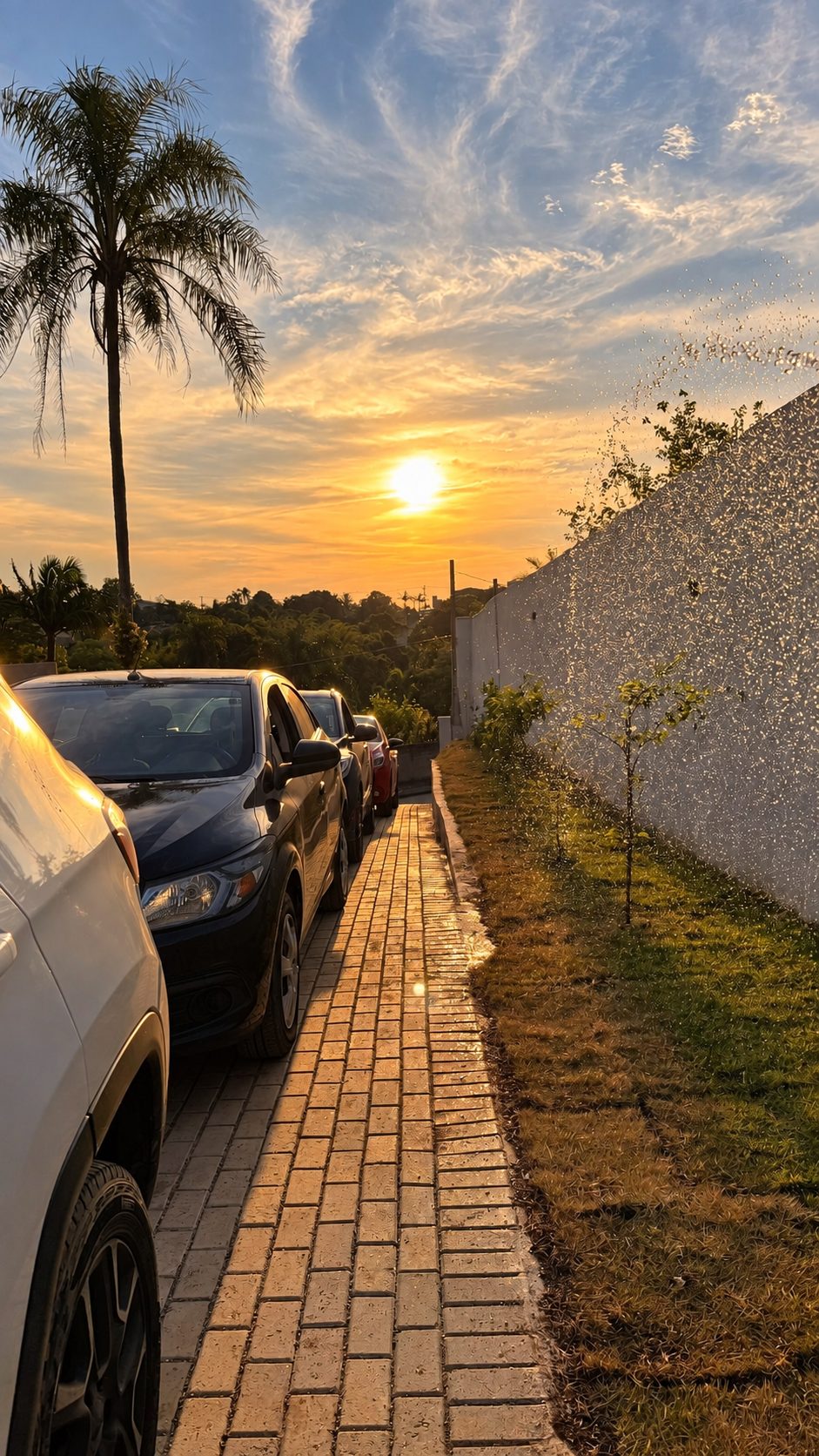 Entrada ao pôr do sol