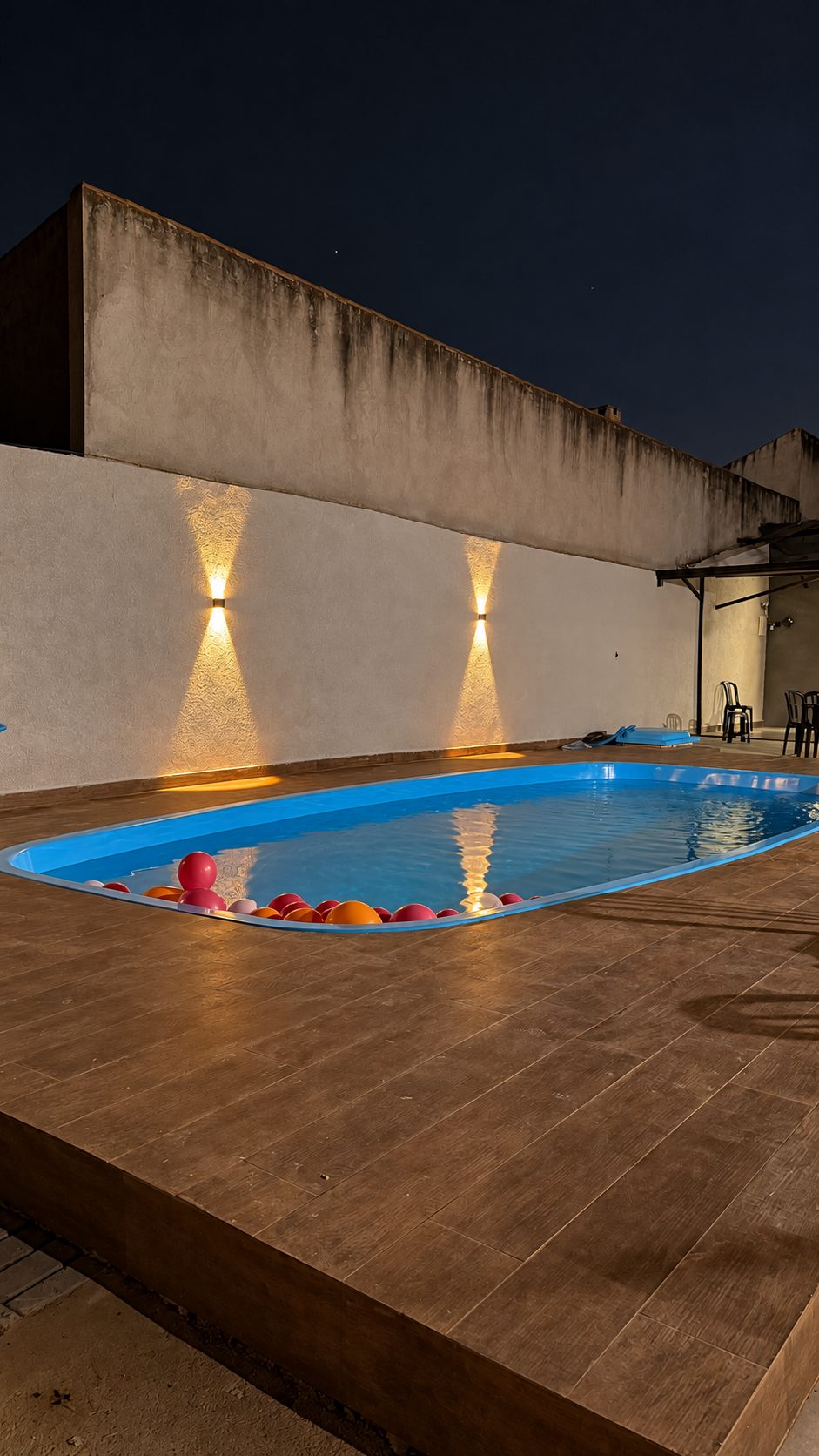 Piscina iluminada
